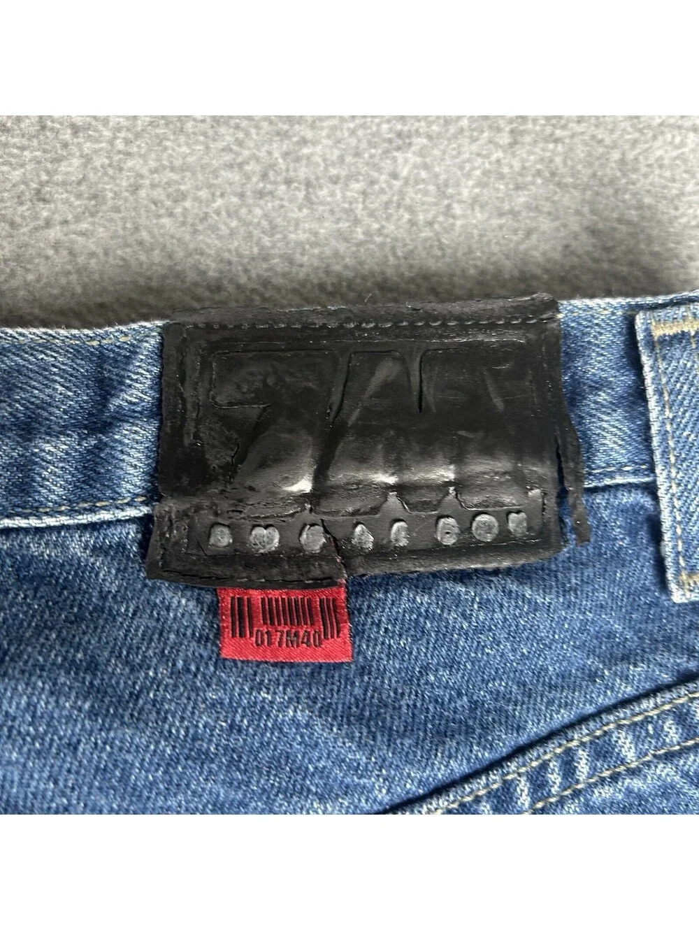 Bugle Boy Looser 7M Mens Distressed Relaxed Denim Jeans SZ 36 Blue 36X34